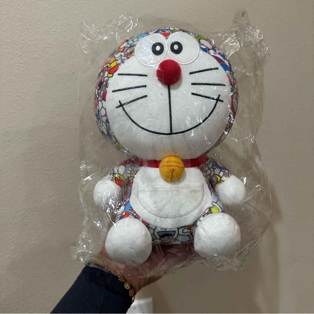 Takashi Murakami Doraemon x Uniqlo Plushie